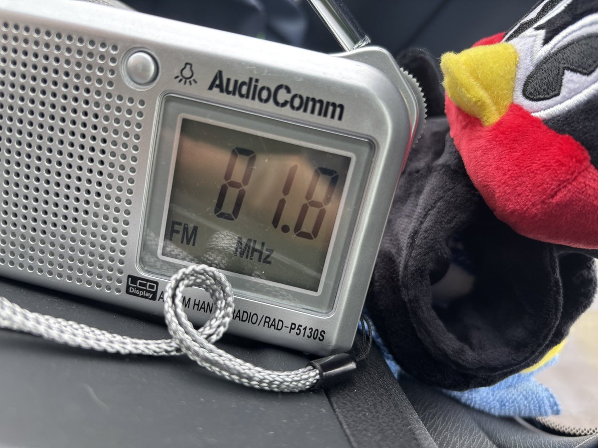 ssd1999's tweet photo. 福島です
車の中で待機中の相棒です
エンジン切って現地のラジオを聴くのも楽しいです😊 https://t.co/ZDypt7OrYk