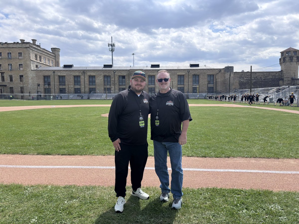 downing_bill's tweet photo. @MiLB @JolietSlammers @bensbiz @CircleKStores @MLB @FLProBaseball Myself and Lonnie Wilkins broadcasters for the Joliet slammers had the honor to broadcast this historic game. https://t.co/tvqUgih4MX