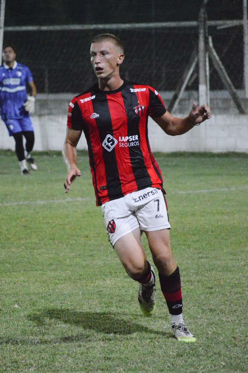 🆕️ Primera citación como profesional para Ignacio Giacinti

👉 Delantero
📍 De Paraná, Entre Ríos
📌 20 años (15/4/2005)

¡Vamos, Nacho! 🔴⚫️💪🏾