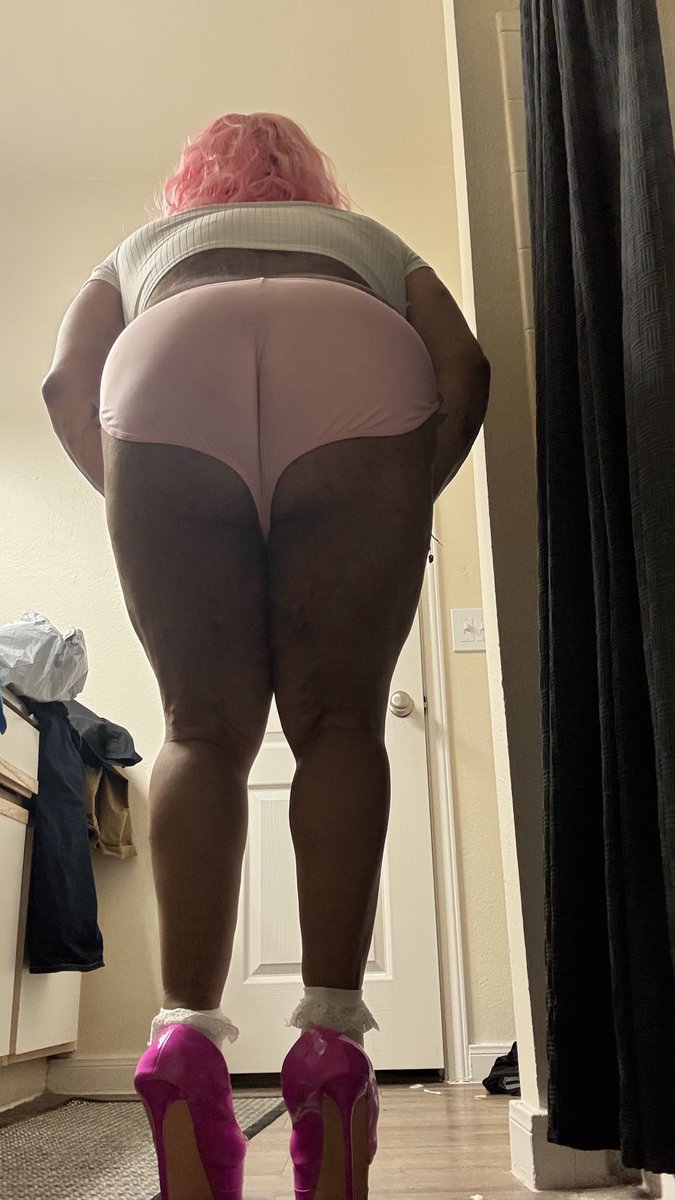 Sissy Play toy Amanda tweet media