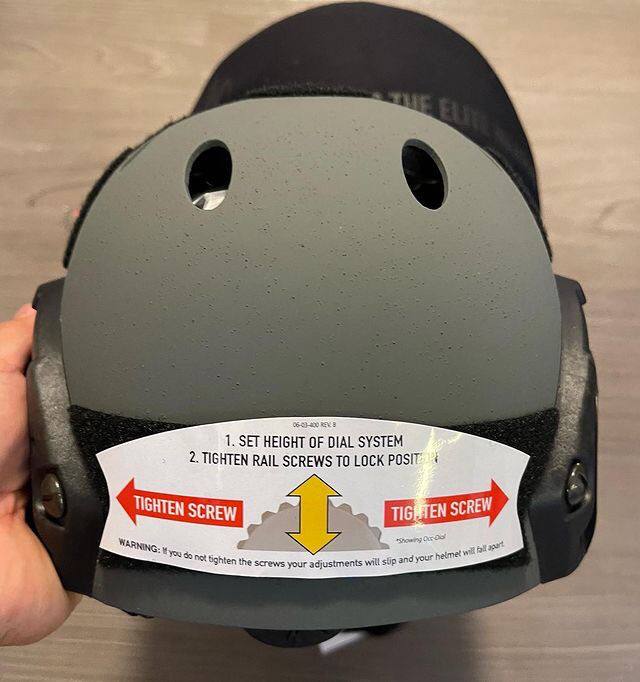 TacticalGear_st's tweet image. New Large Opscore Urban Gray Carbon Helmet (GONE)
#tacticalgear #usmarine #usarmy