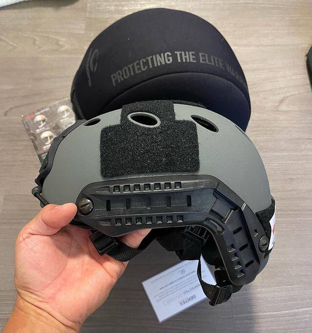TacticalGear_st's tweet image. New Large Opscore Urban Gray Carbon Helmet (GONE)
#tacticalgear #usmarine #usarmy