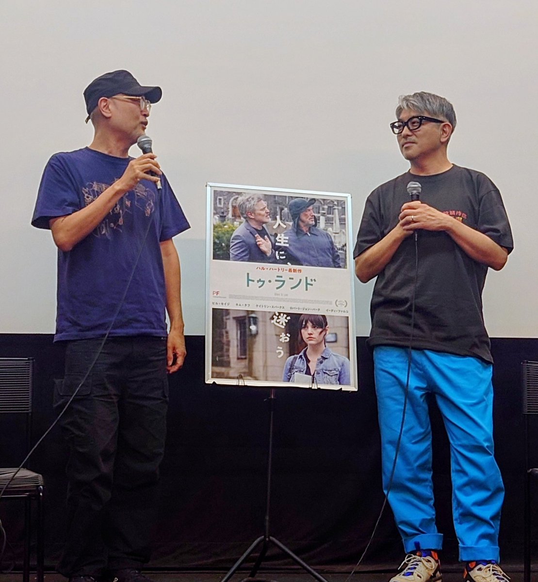 マキ tweet media