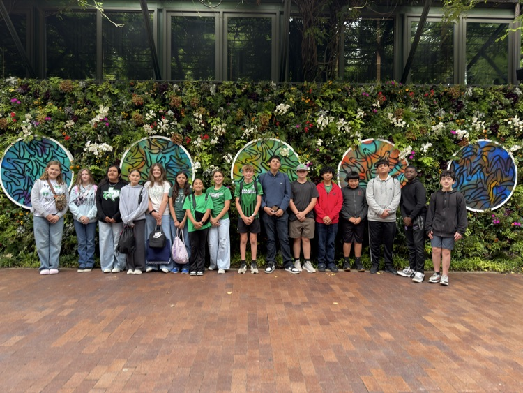 CMMSFoxes's tweet photo. Bringing a book to life for students to see how reading is cool...Mrs Bean and Coach Gents 7th RLA class took a field trip through the Dallas Arboretum....seeing students identify characters and scenes and enjoy nature. All had a good time, even in a spring shower. https://t.co/Rx6y2quP41