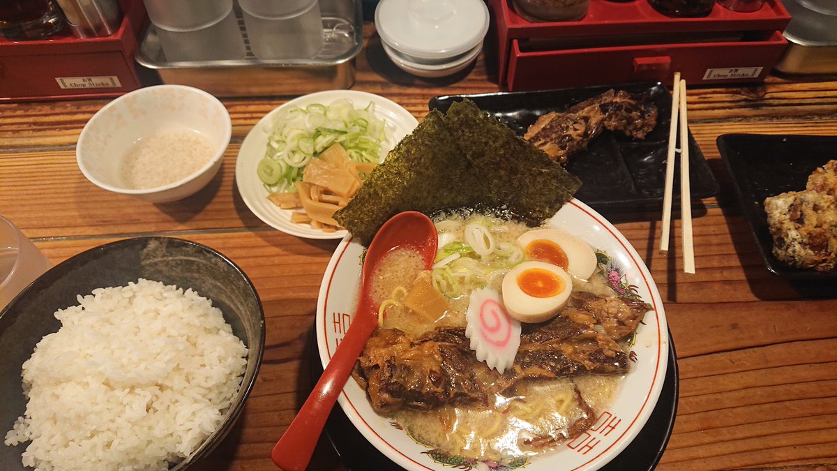Nomen0722's tweet photo. おはよう朝ラーメン❤ https://t.co/xW7kxEogxa