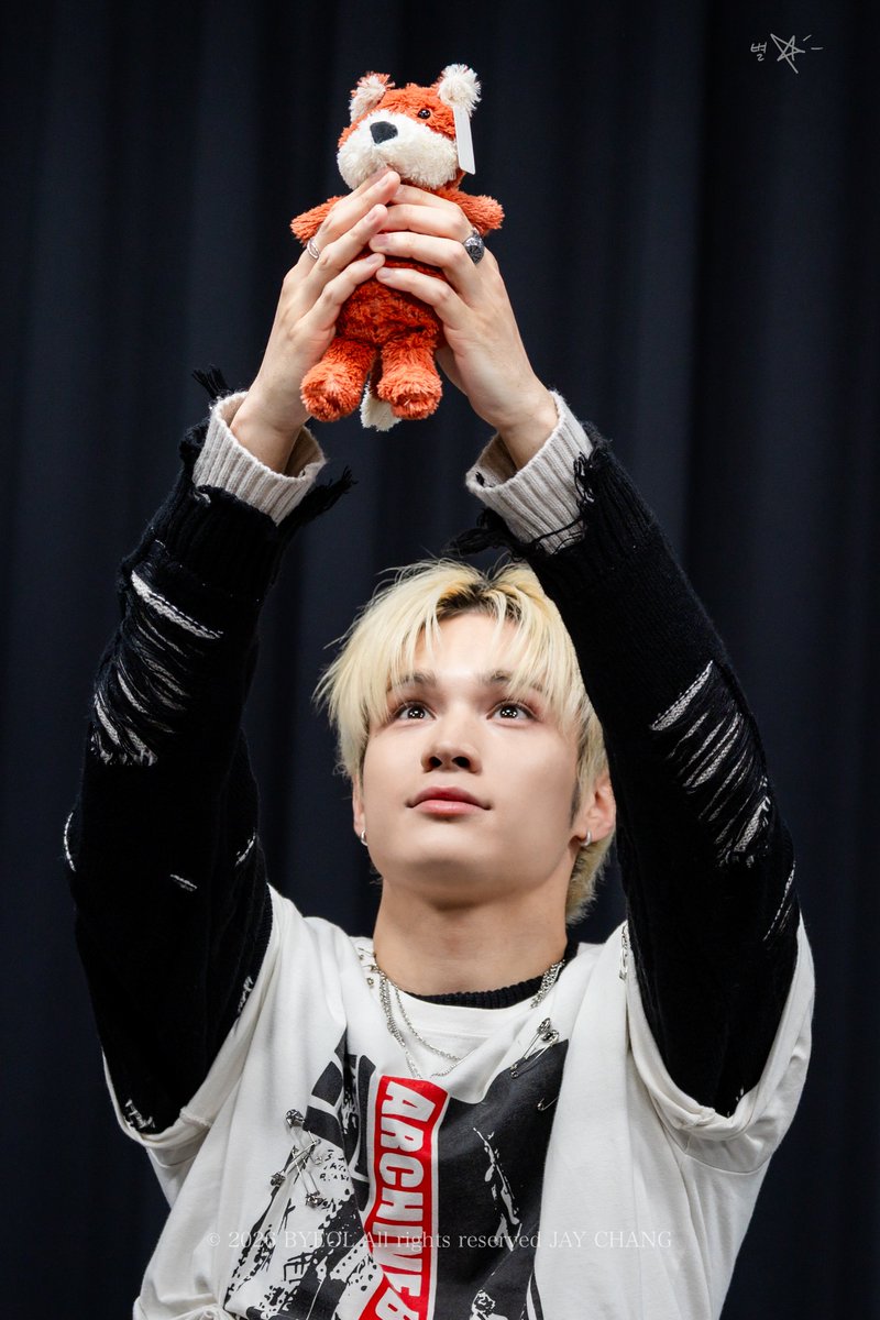 byeoljay0308's tweet photo. 260502 스타라이크뮤직

#제이창 #JAYCHANG  #ジェイチャン https://t.co/SFQYzv2F6D