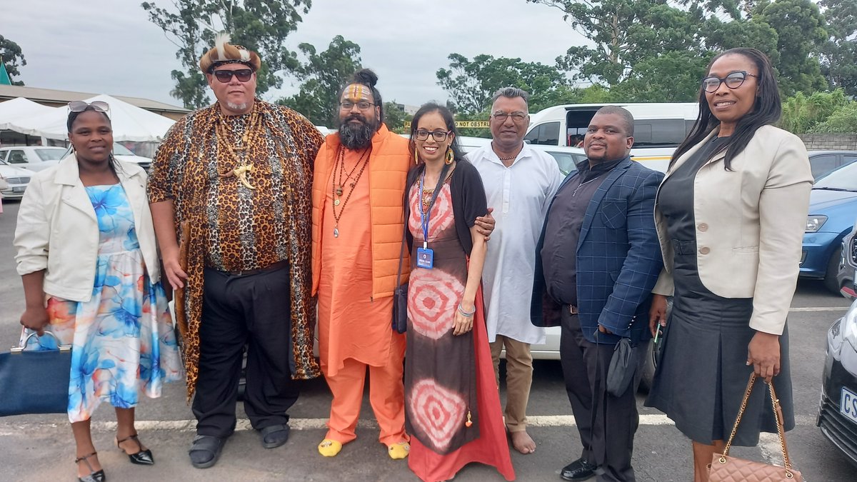 CMerylene's tweet photo. In Jan 2026, Paramahamsa Vishwananda visited South Africa. Satsang in PMB, a few religious leaders kindly accepted my invitation to attend. These were Paramount Chief Bradley E. Steenkamp, Oeswana San Tribe &amp; members from the Msunduzi Municipality Interfaith. Interfaith exchange. https://t.co/NRldKOpxh4