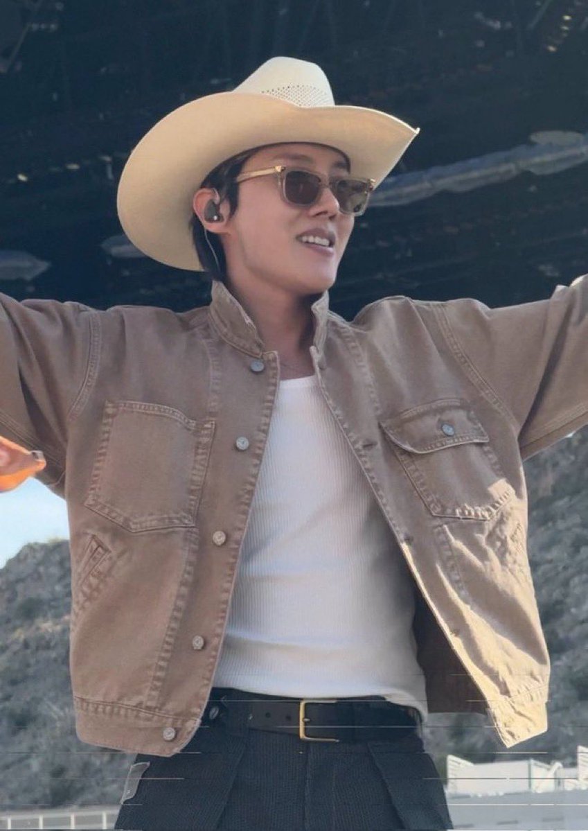 𝓑𝓻𝓾⁷ ^•⩊•^ VAI VER O BTS tweet media