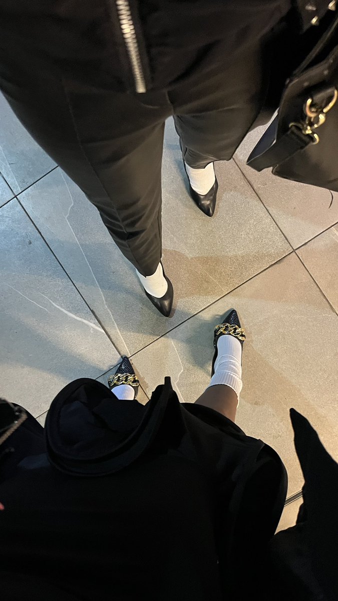Kiki tweet media
