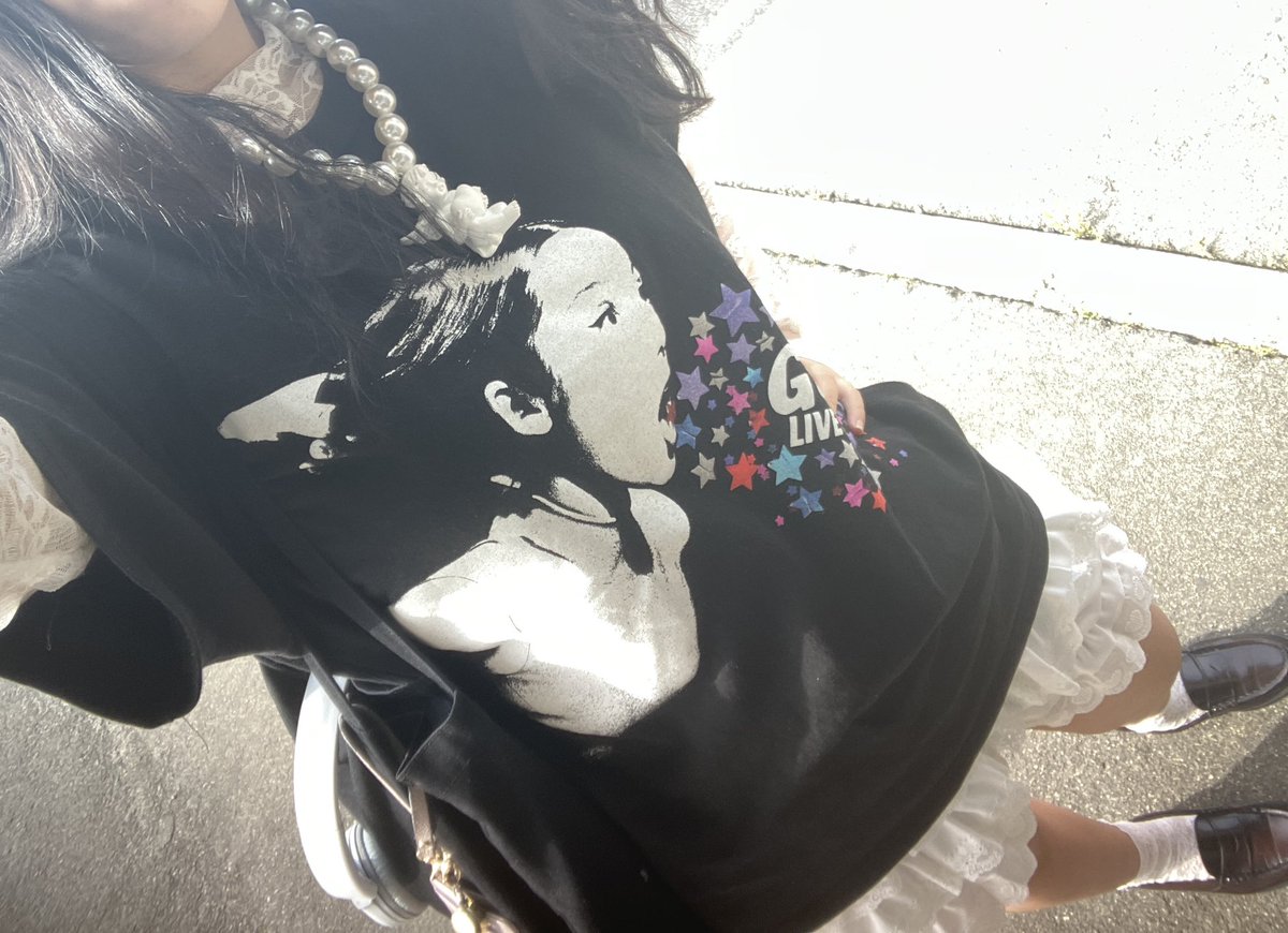 春　うらら tweet media