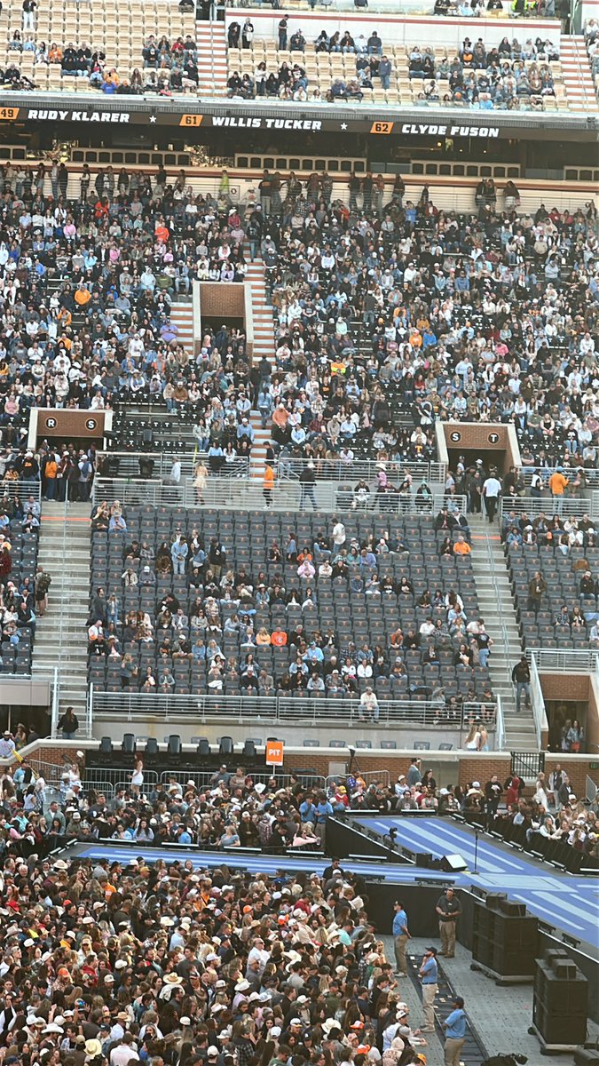 The Average Vols Fan tweet media