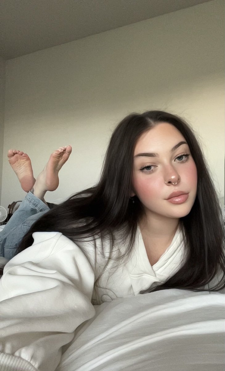 cassie ⟡ findom tweet media