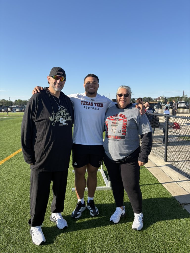 Coach John Altes tweet media