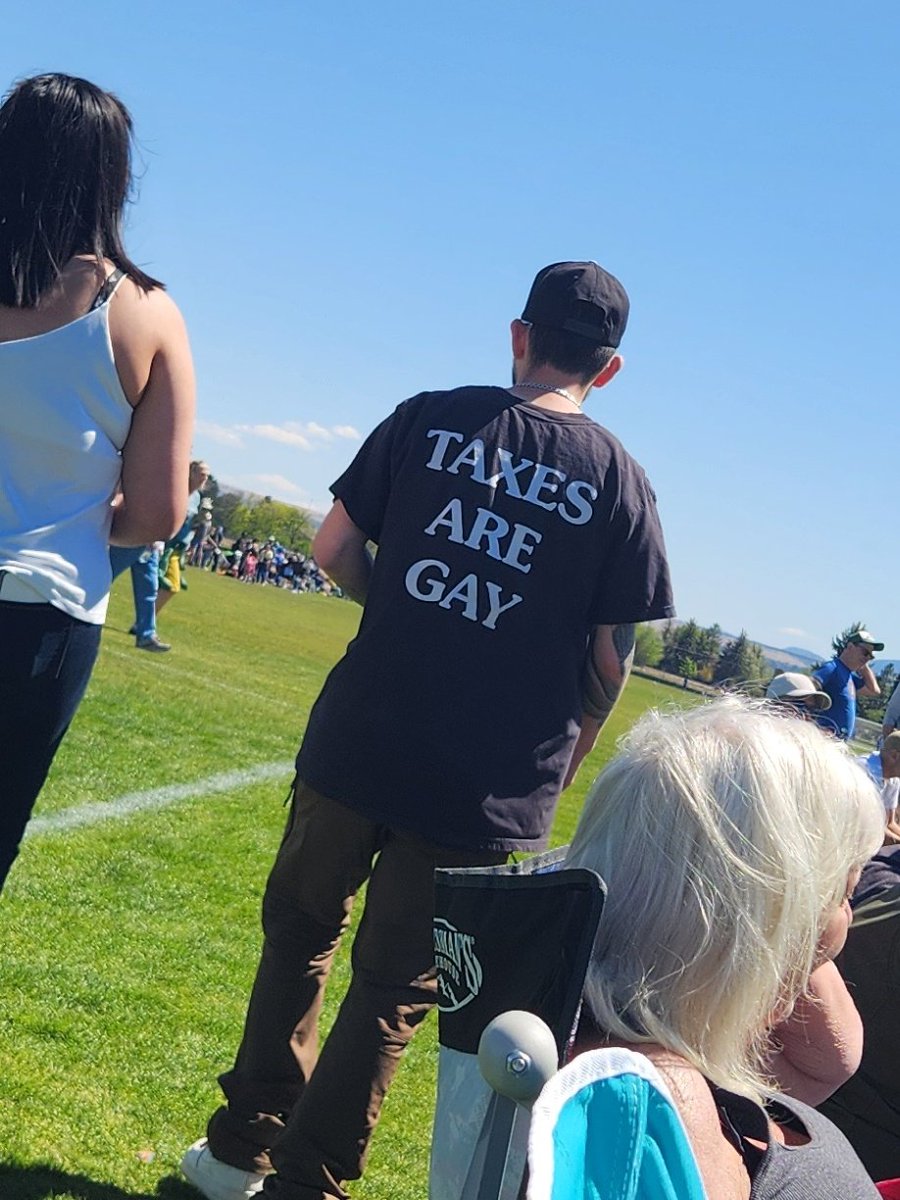 𝕀 ℙ𝕣𝕖𝕗𝕖𝕣 𝔻𝕠𝕘𝕤 tweet media