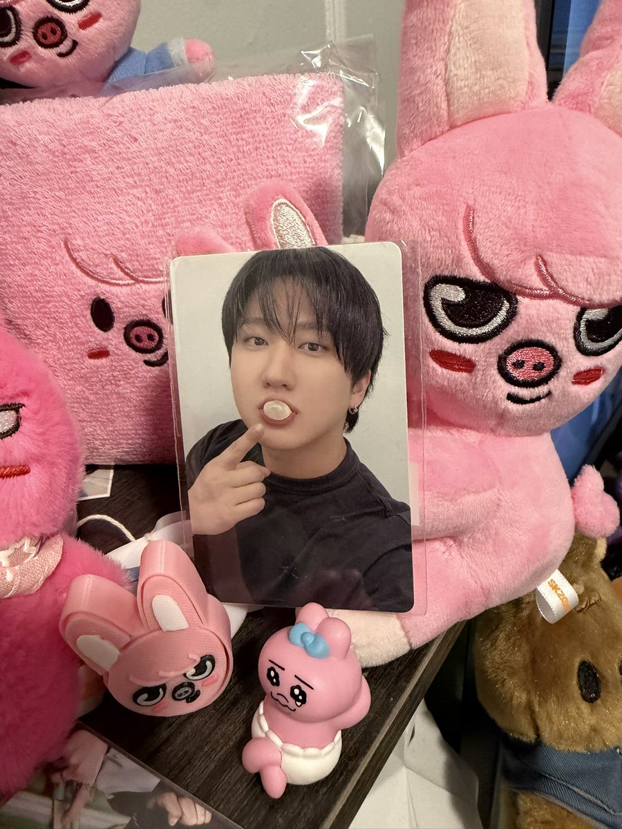 I have an extra Bubble Binnie pob for anyone who might want it, just pay shipping!