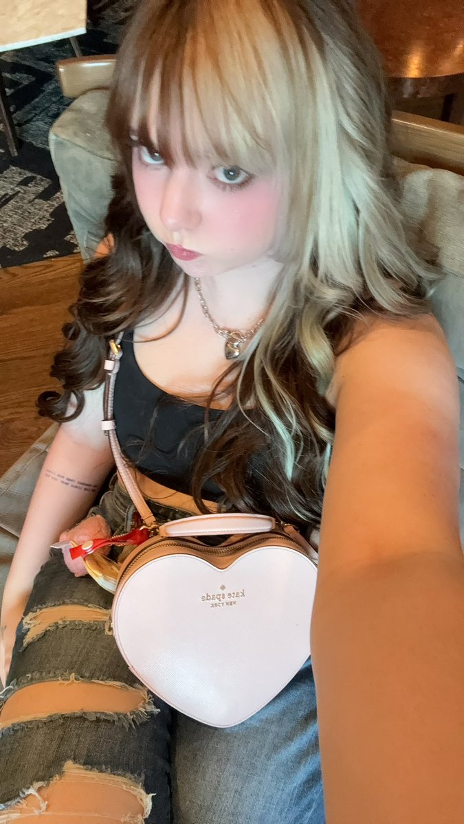 Princess tweet media