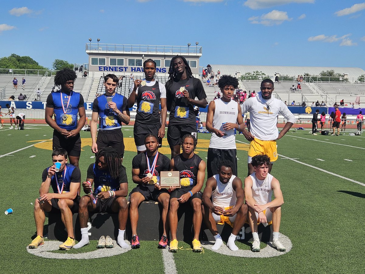 Life Mustang Track tweet media
