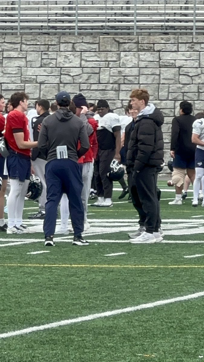 JacksonGering's tweet photo. Had a great day @IthacaBomberFB Thank you to Coach @McGuireBrandon and the entire coaching staff for the tour and having me at practice. The energy was great and the facilities looked awesome. Appreciate it! #QB #Recruiting #IthacaFootball #ClassOf2027 https://t.co/2YZ5nhVzzK