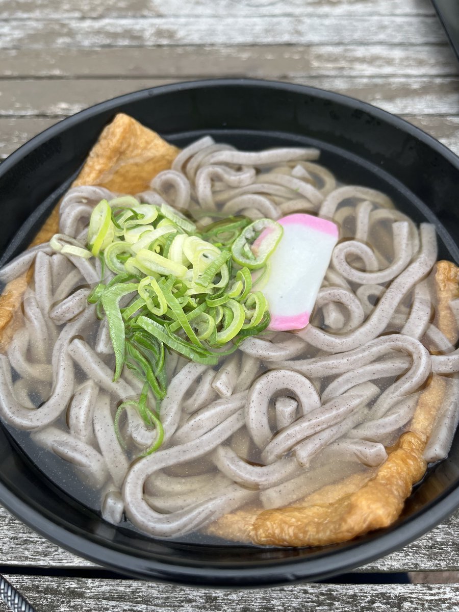 silverfox8241's tweet photo. 滋賀のうどんがそばみたい https://t.co/xpw8lXqRMS