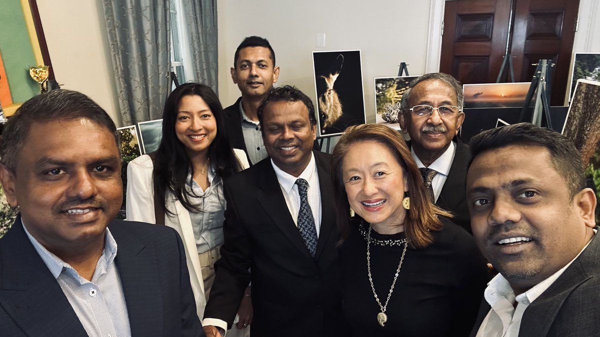 JulieChungUSA's tweet photo. Lovely to meet new &amp; old friends of Sri Lanka https://t.co/R5rCP1kMqC