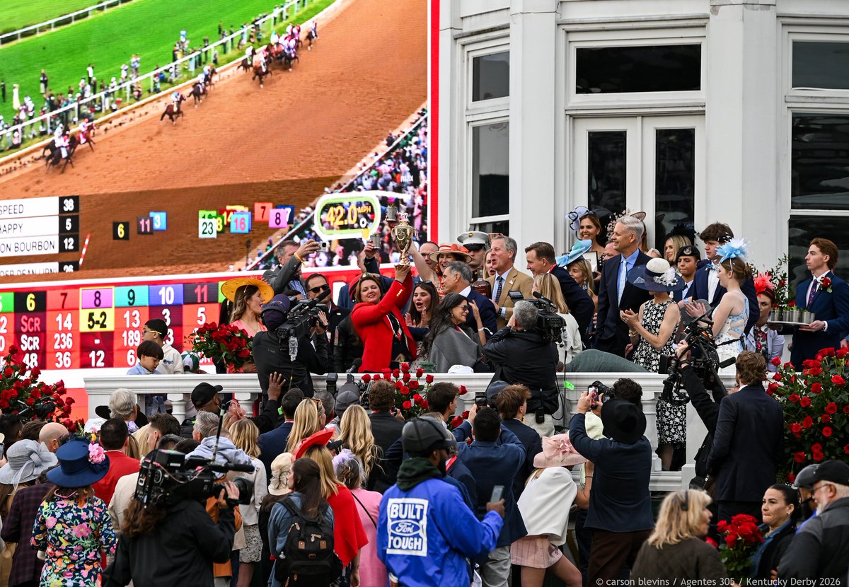 roguewolf007's tweet photo. 'Golden Girl'

Cherie DeVaux becomes the first female trainer to win the Kentucky Derby

[@jose93_ortiz rode Golden Tempo to victory, capturing the Oaks/Derby Jockey Double] https://t.co/Yd7hU4zeQK