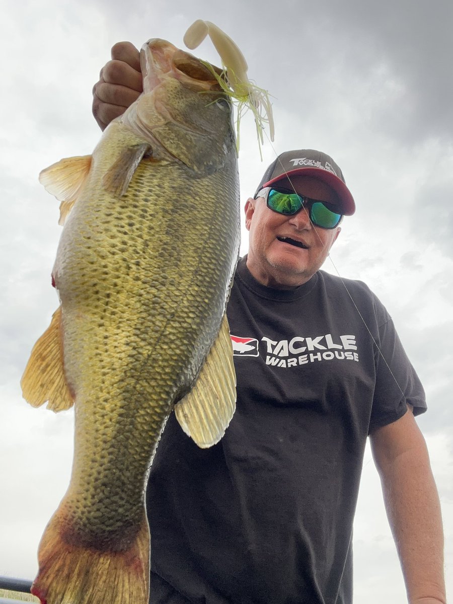 1989 BASS FISHING NEW BASICS by ソラバシ This is the way to start off the year bass fishing!!!