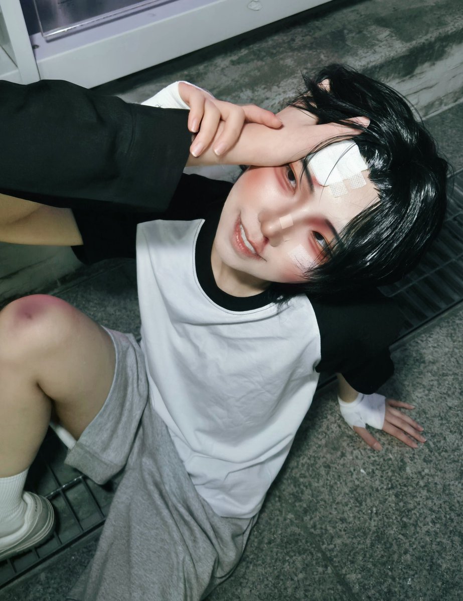 뱜뱜 tweet media