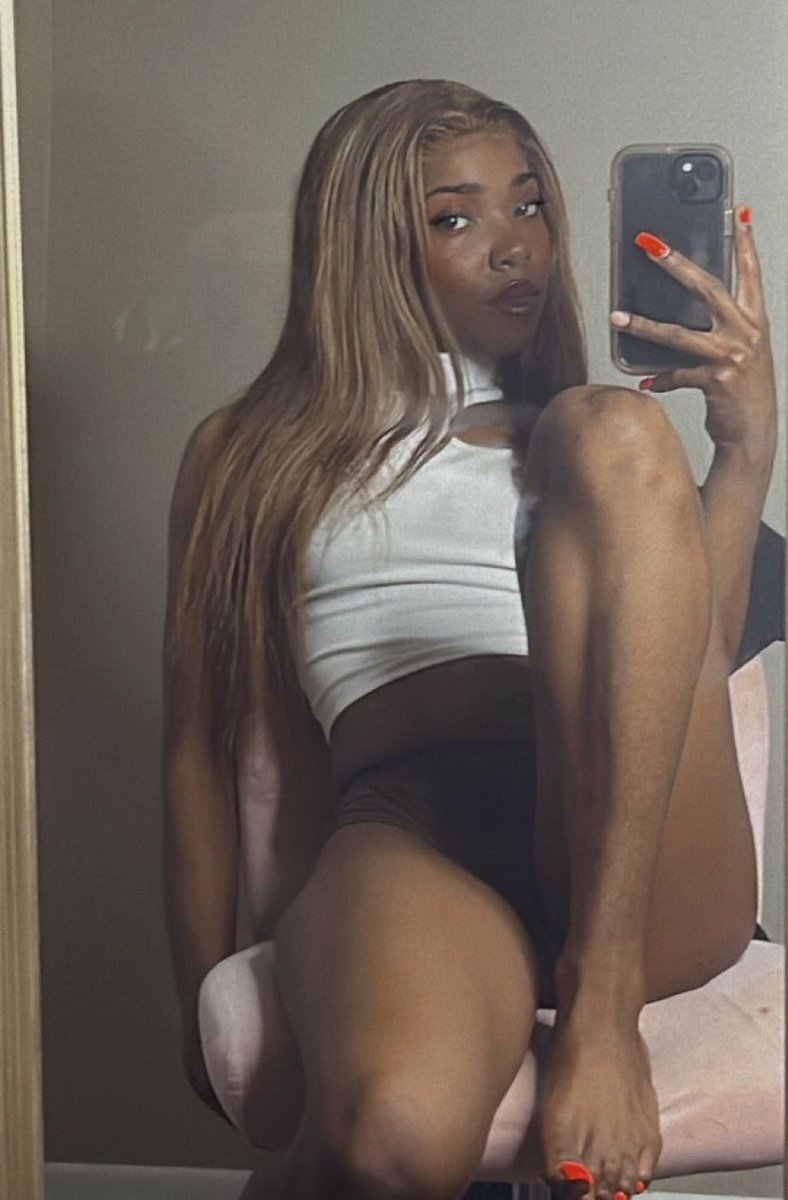 Goddess Selyy ♡ tweet media