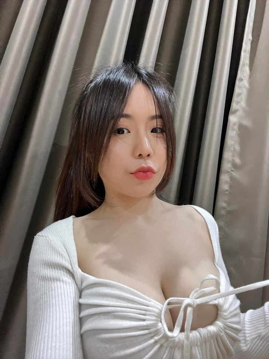 𝐦.𝐦𝐨𝐥𝐢𝐣𝐢 tweet media