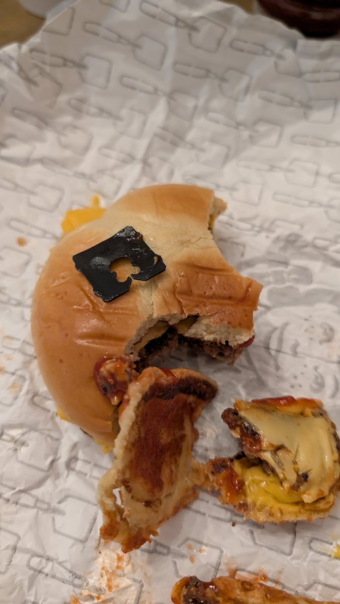 Hey <a href="/Wendys/">Wendy’s</a> I love you guys... But wtf...