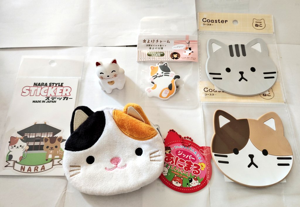 🐾可愛い猫😺ちゃんグッズゲット✨虫除けチャーム、コースター(100円均