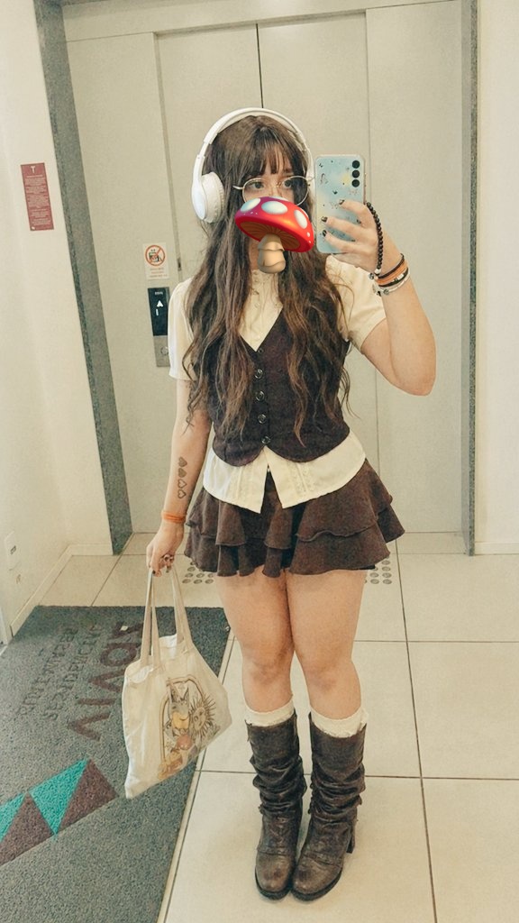 Ratinha tweet media