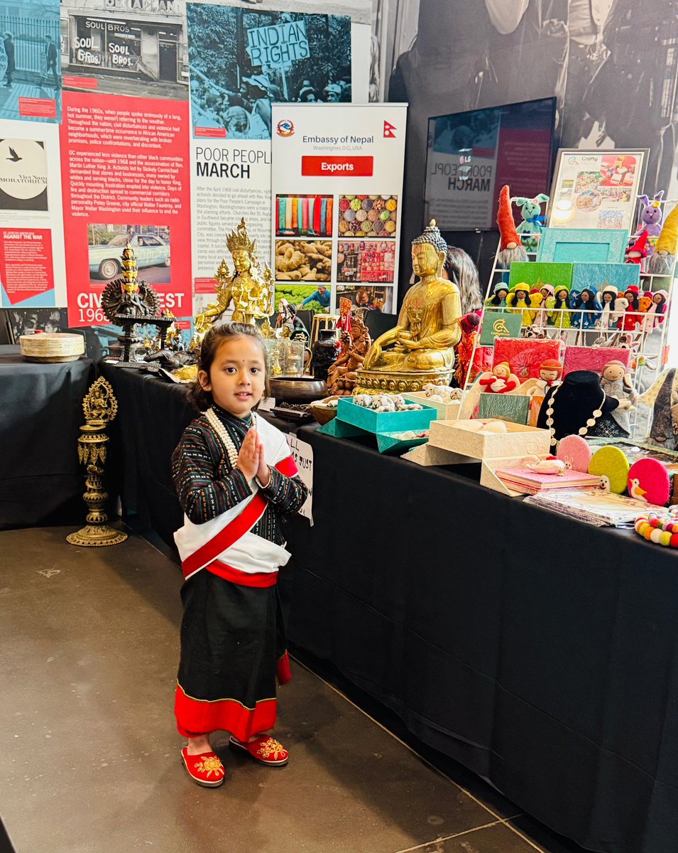 sonathadarai's tweet photo. Embassy’s participation to promote Nepal in the USA 🇳🇵🇺🇸
#passportdc #eventsdc #nepalicusine #nepaliculture #nepaliperformances #nepalinusa https://t.co/OiDnYqiKgT