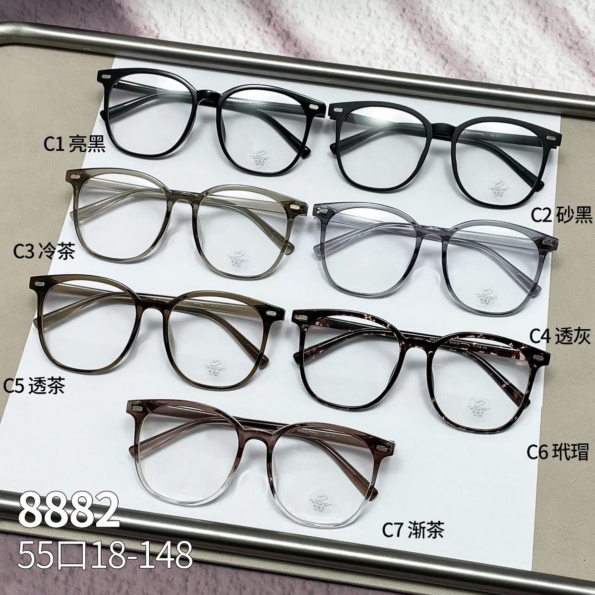 Jackoptical's tweet image. We are from optical of Guangzhou market China 
Wa.me/+8618825066859
WeChat:+86 18825066859
#Optical #frames #eyewear #picture #fashion sunglassesmurah