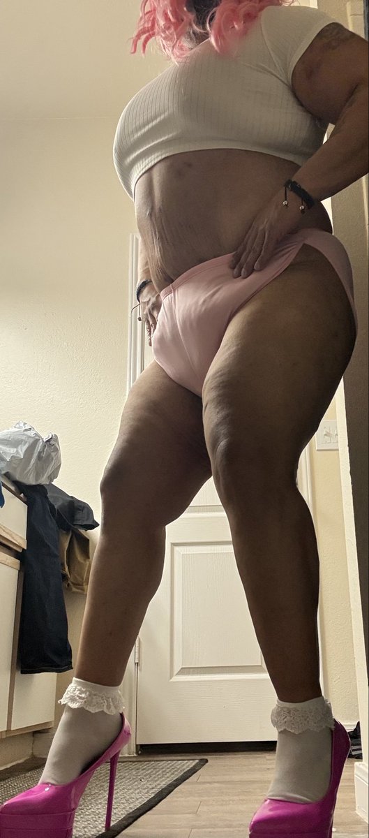 Sissy Play toy Amanda tweet media