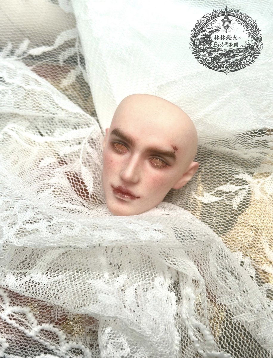LinlinBJD's tweet image. 特六！！！

第一次挑戰畫特六！！！關節手上使用了對岸的「甜橙酥酥」老師給我的防刮噴劑，此噴劑可防鑷子與刀尖刮不傷妝面，這樣在玩手型的時候也不用怕指甲或是尖銳物品會刮傷，最特別的是用普通卸妝用品也可以卸除💗🫶🏻🫶🏻🫶🏻

#bjd #bjdmakeup #art