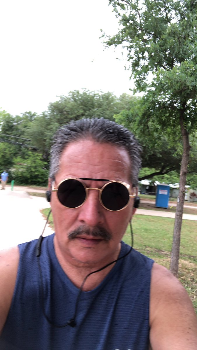 roman quinones tweet media