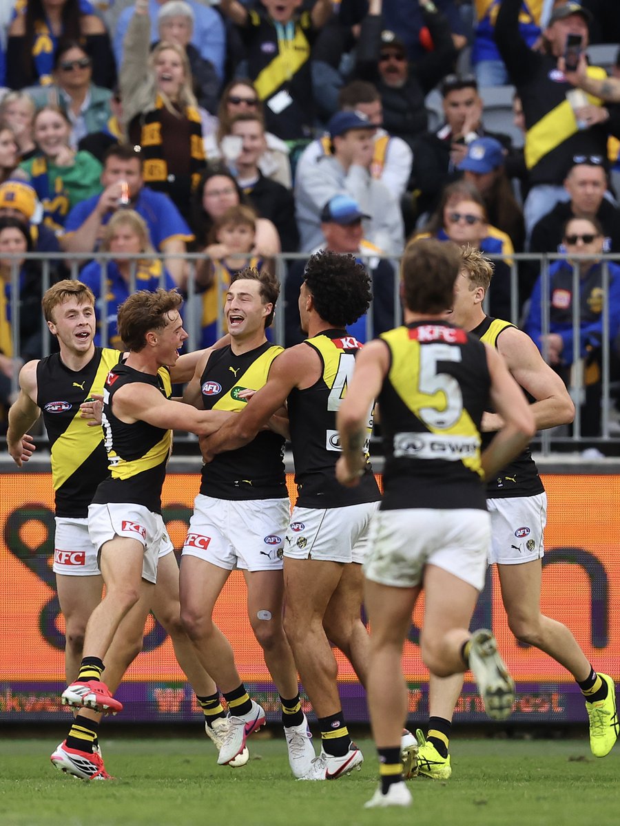 Richmond_FC's tweet photo. A moment of appreciation for Tyler Sonsie 👏

When we needed it most, he delivered with a HUGE tackle and a HUGE goal ✅ https://t.co/LlskvX5NrP