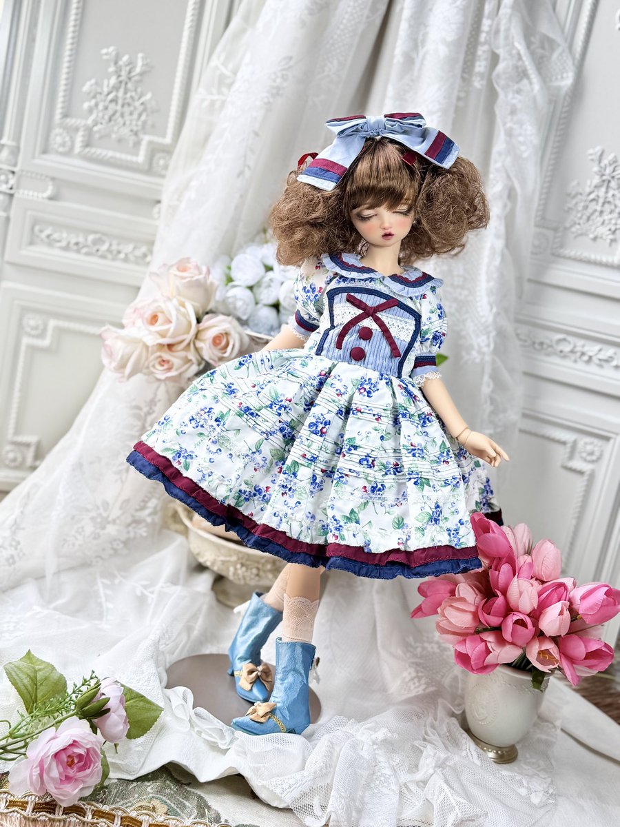 bonehollowroad's tweet image. これからの季節に向けてブルーベリードレスをアップしました💙
auctions.yahoo.co.jp/jp/auction/f12…

#SD03番　#bonehollowdress #BJD