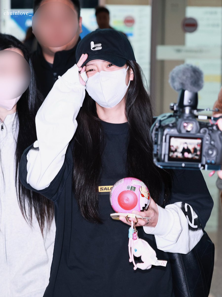 chuinlove tweet media