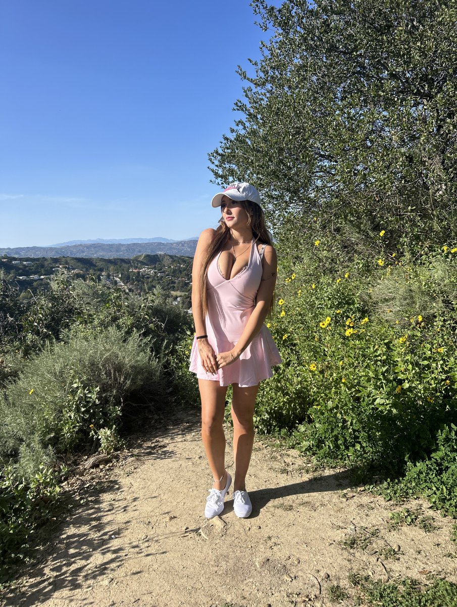 Gianna 🦋 tweet media