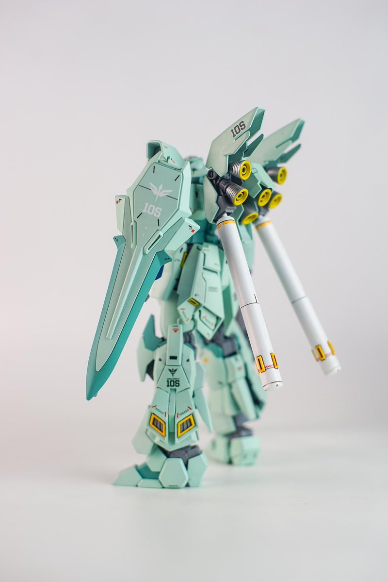 GundamBro's tweet image. Custom Painted HG Sinanju Stein (Jedanju).

By Rovichi on Reddit.

#Gundam #Gunpla