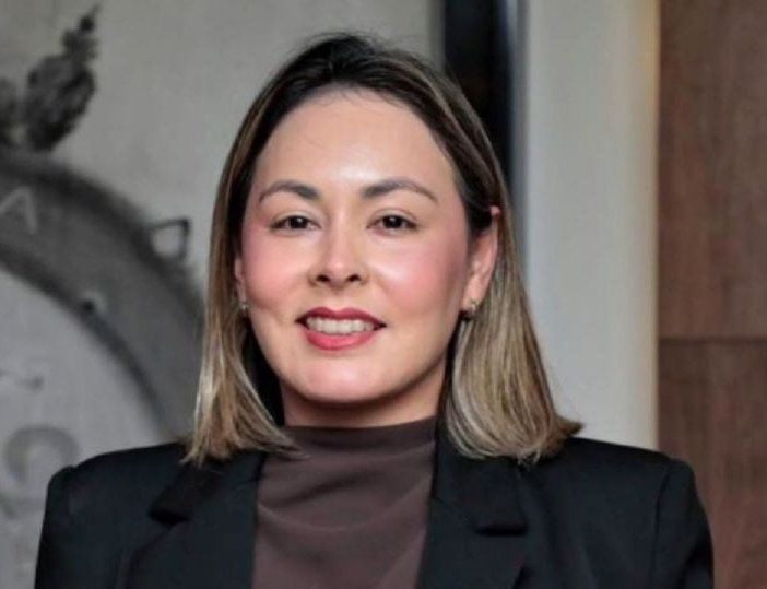 DRA. MERCEDES PAVON "SUPERMUELITA FIFÍ" tweet media