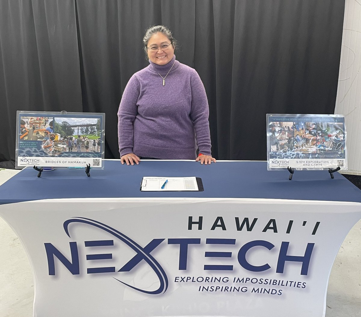 SylvieDahl's tweet image. #AstroDay exploring the universe at Prince Kuhio Mall #Hilo #Hawaii