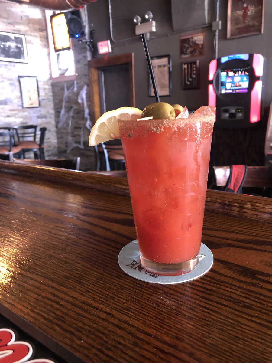 GrandnRichmond's tweet image. #Sunday Hours 11am-2am 

Watch All #Sports 10 TVs #Pooltable #Fireplace #Patio #EventSpace Available 

#DrinkSpecials $6 #Beer #Whiskey #Cocktails #Bourbon #BloodyMary #Coffeetini #Spritzers #Mimosas #MintJulep 

#SundayFunday #liquidbrunch #HumboldtPark #WestTown #ChicagoPatio