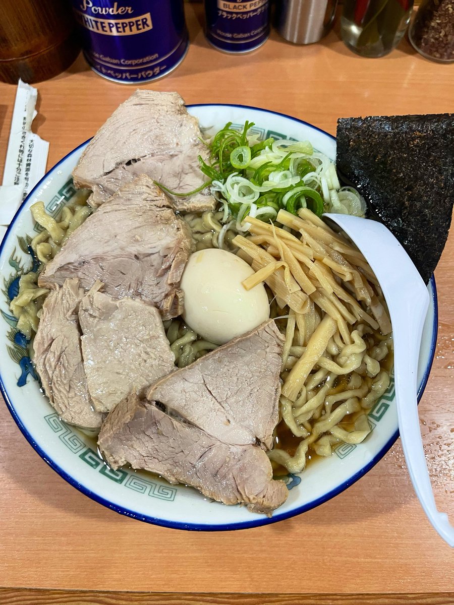 vr0too's tweet photo. 2週間の山形からやっと解放された
長かった〜〜〜w

おはようございます☀️

山形行ったらこれ食っときゃいい👍🏻

・ 龍上海 ( 辛味噌ラーメン ）
・ 無双庵 ( Gそばのエビ にんにくしょうが必須 ）
・ 太郎亭 ( 肉そば 冷 ）
・ ケンチャンラーメン
・ 金ちゃんラーメン

#山形
#らーめん
#そば https://t.co/STTQWtN5r6