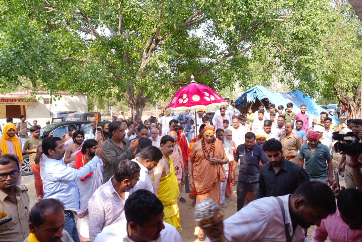 1008.Guru tweet media