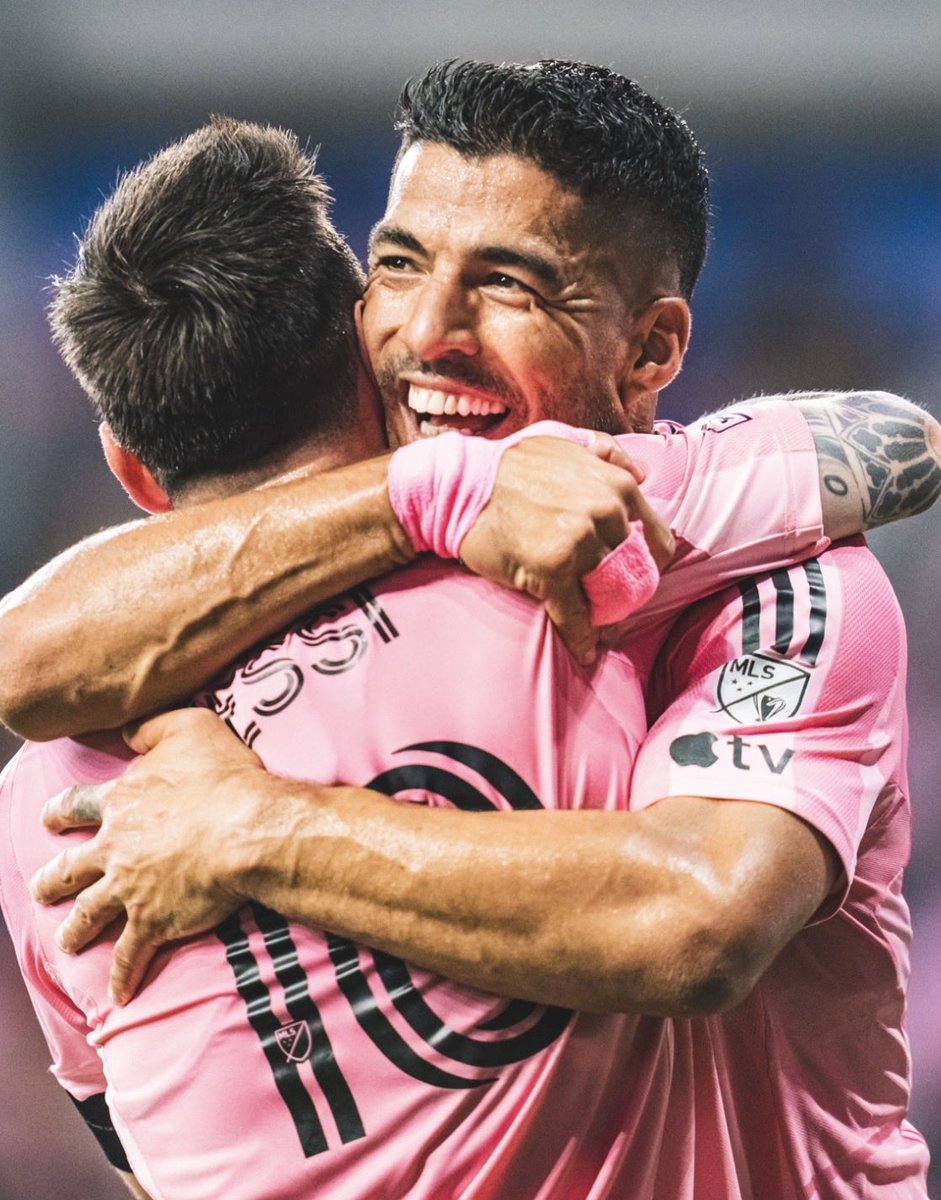 🫂🇦🇷🇺🇾