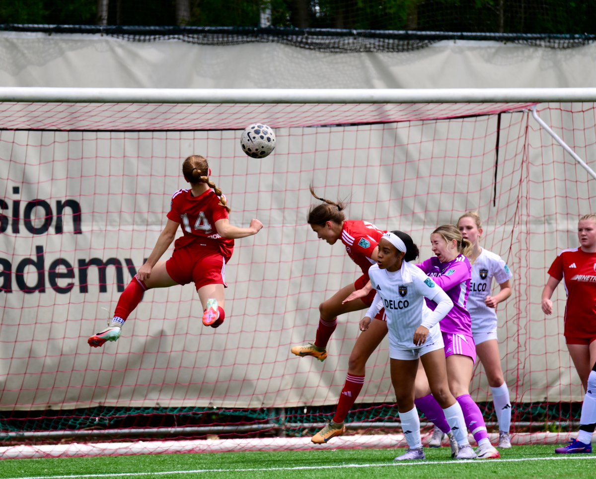 Kate_Weigand's tweet photo. Big 2-0 win in the ECNL North Atlantic Conference today for our Penn Fusion 2011 team. Love this action shot Coletti Photos captured of me, proof that soccer players have ups too!  @TopDrawerSoccer @ECNLgirls @PrepSoccer @TheSoccerWire @PennFusion_SA https://t.co/KTzljy29ph
