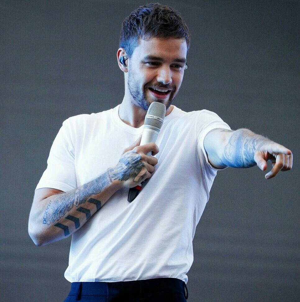 liam payne archive tweet media